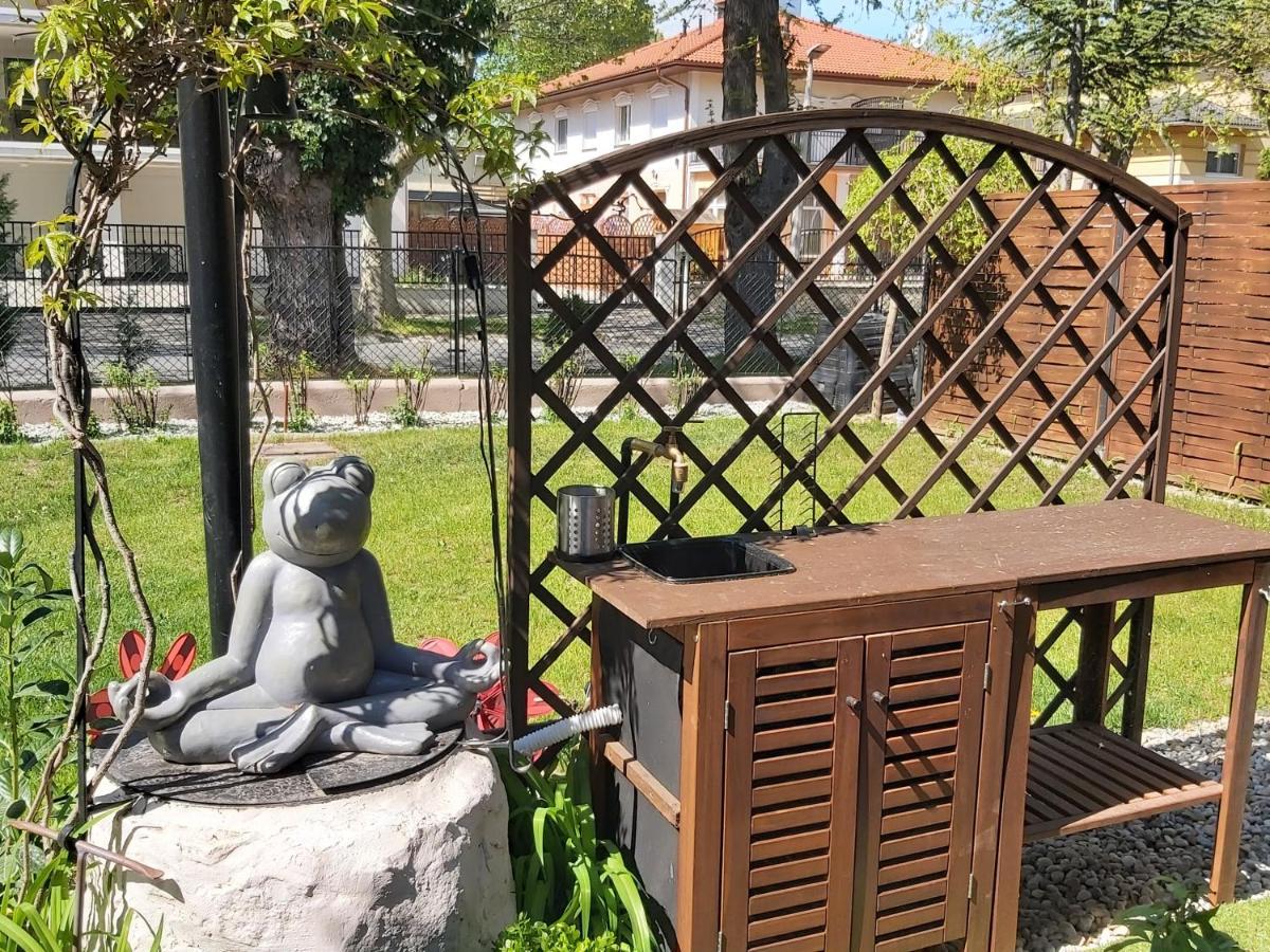 Garden Budha Relax Apartman, Parking, Bbq, Terrace Siófok Exteriör bild
