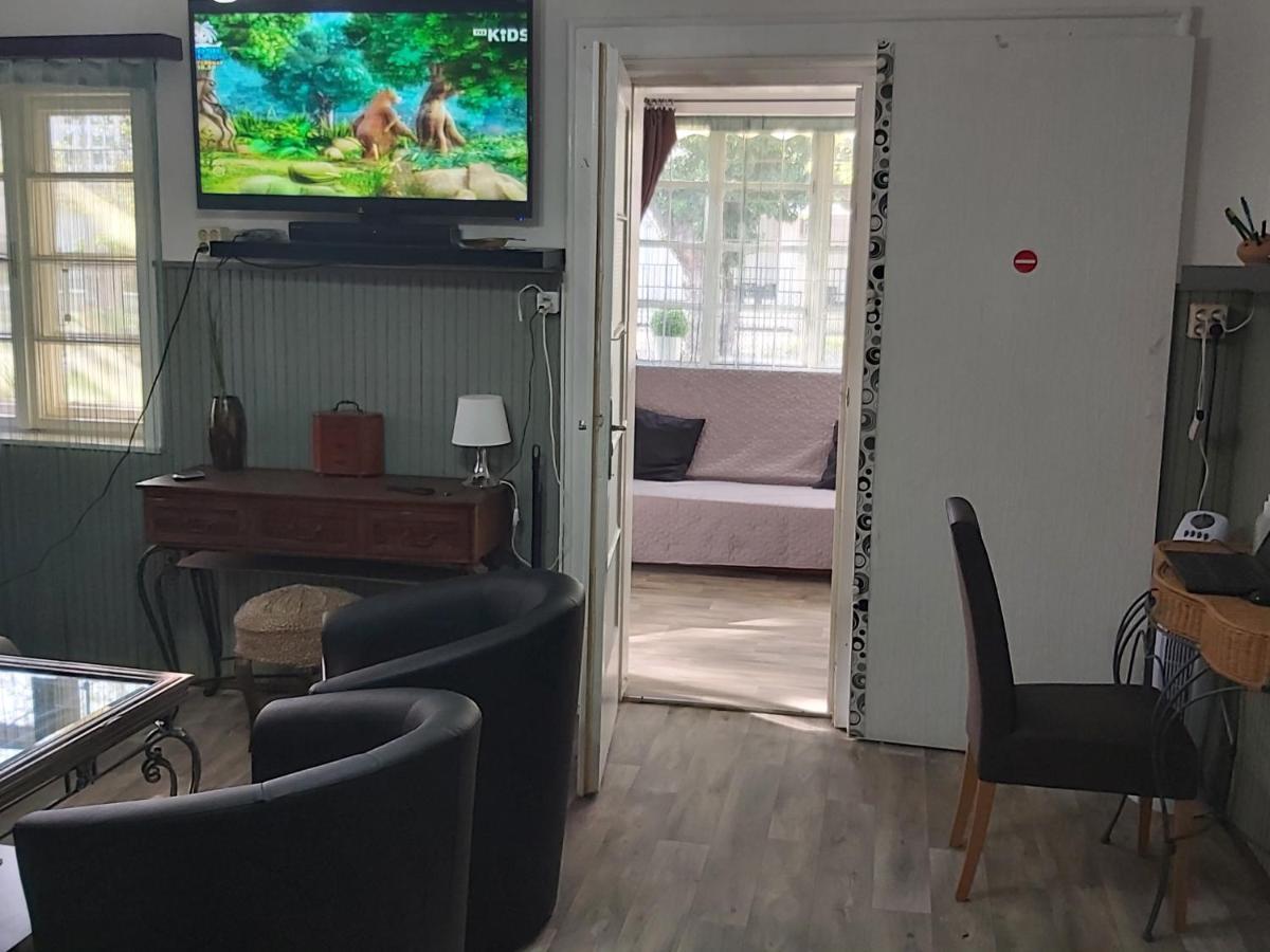 Garden Budha Relax Apartman, Parking, Bbq, Terrace Siófok Exteriör bild